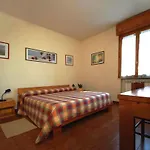 Isola Cisanello 3* Πίζα