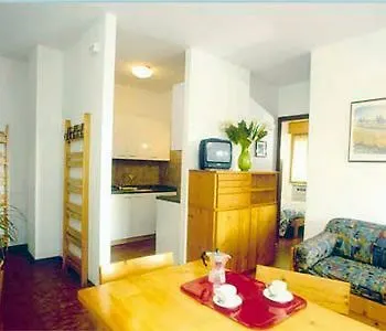 Apartmanhotel Isola Cisanello 2*