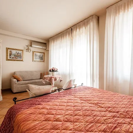 Isola Cisanello Apartmanhotel 2*