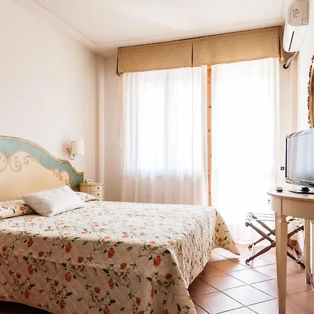 Isola Cisanello Apartmanhotel