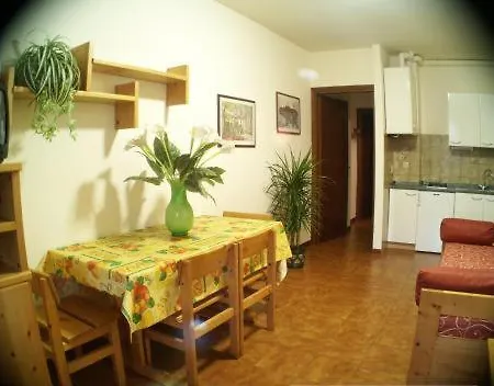 Aparthotel Isola Cisanello 3*