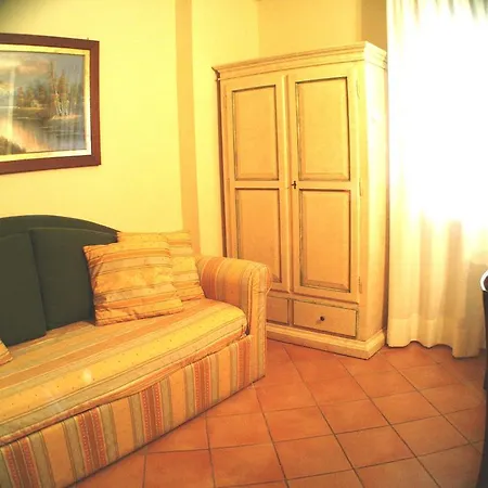 מלון דירות Isola Cisanello 3*