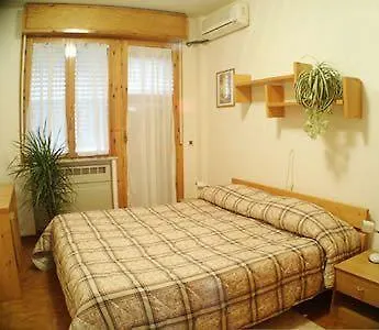 Isola Cisanello 3*