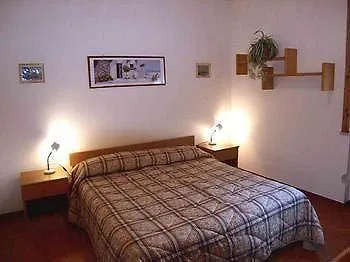 Ξενοδοχείο με διαμερίσματα Isola Cisanello 3*